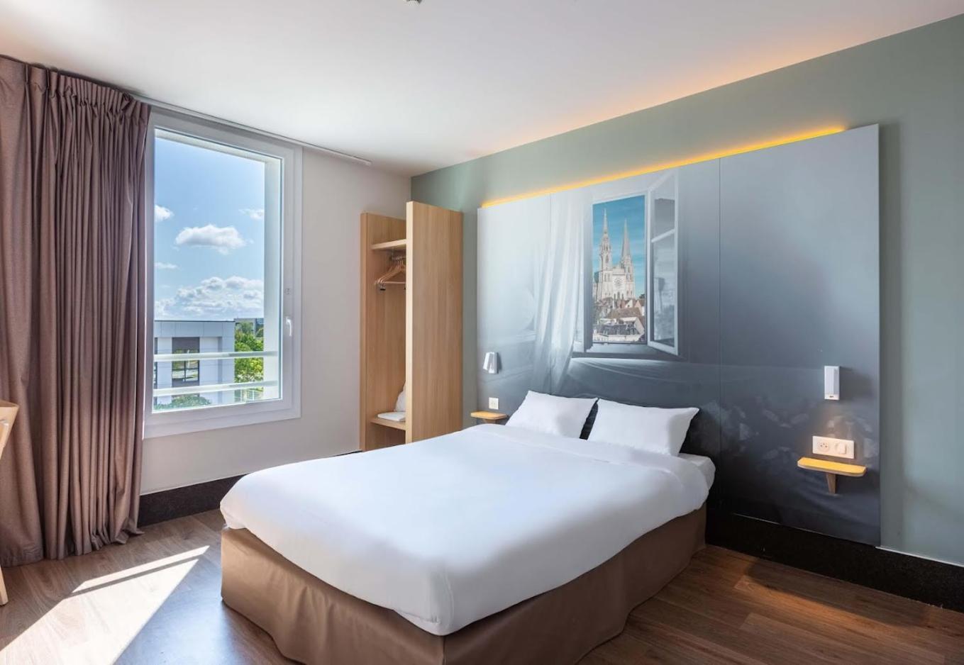 B&B Hotel Chartres Oceane Екстериор снимка
