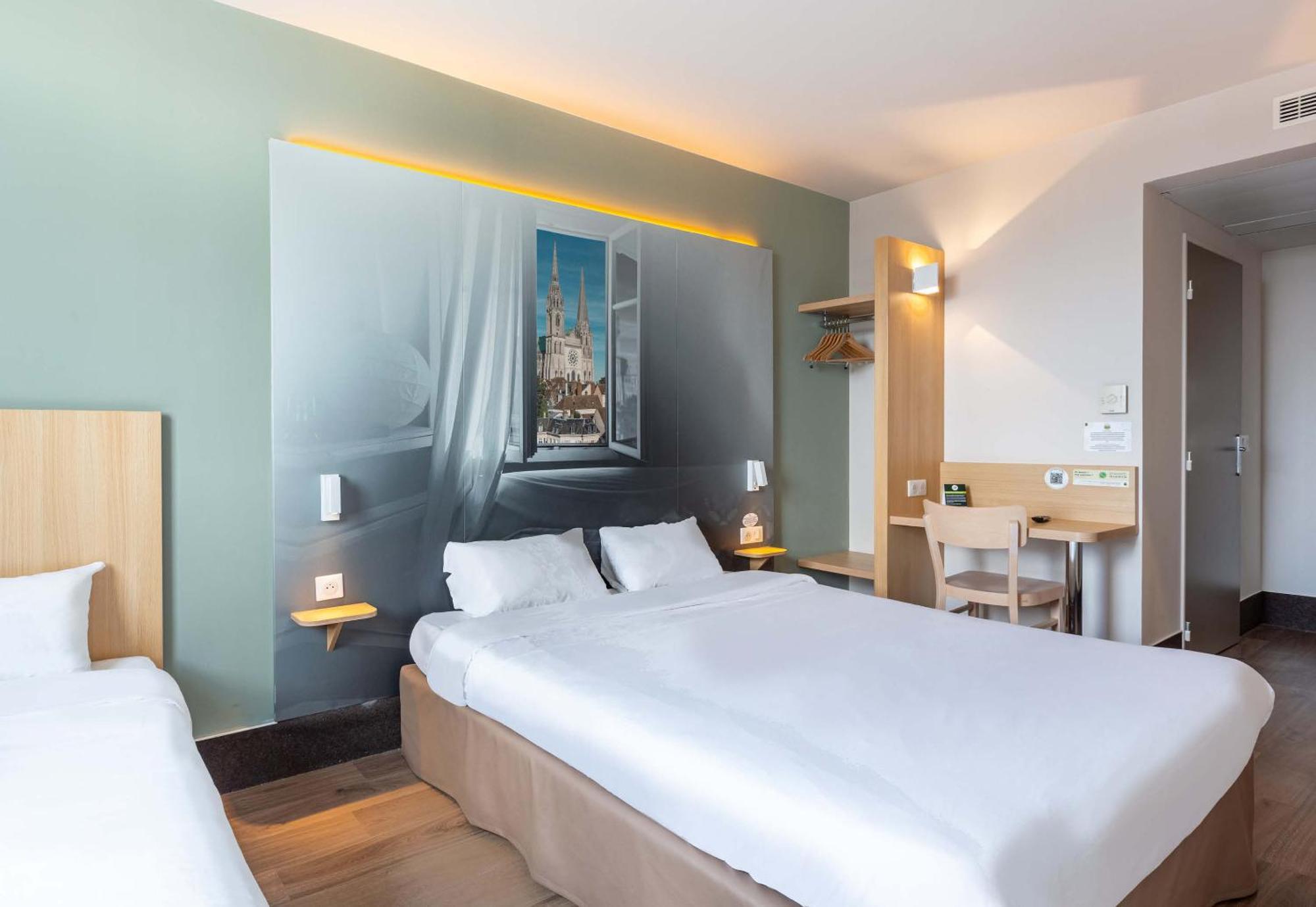 B&B Hotel Chartres Oceane Екстериор снимка